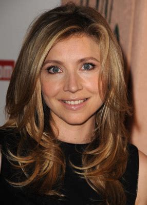 Who the hell made the decision to caste Sarah Chalke ...